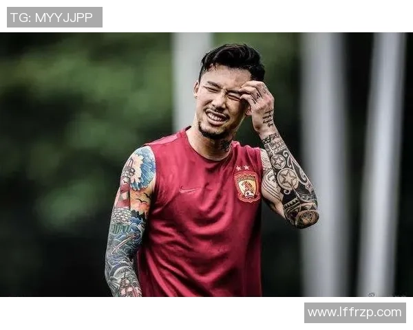 纹身与足球的完美结合探索个性化表达与运动激情的交汇之美