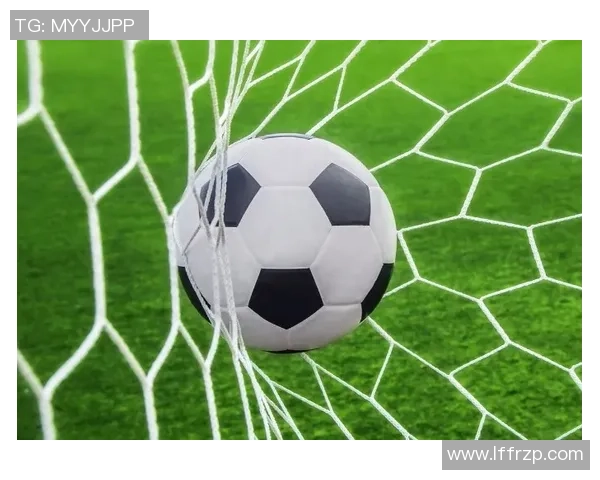 轻松学会足球发带的系法与技巧分享,助你在球场上尽显风采 轻松学会足球发带的系法与技巧分享,助你在球场上尽显风采